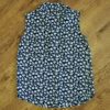 Size 6 H&T Navy Chiffon Floral Sleeveless Shirt EUC - Image 2