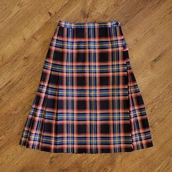 Size 6 Fletcher Jones: Ballarat Clarendon College Kilt EUC