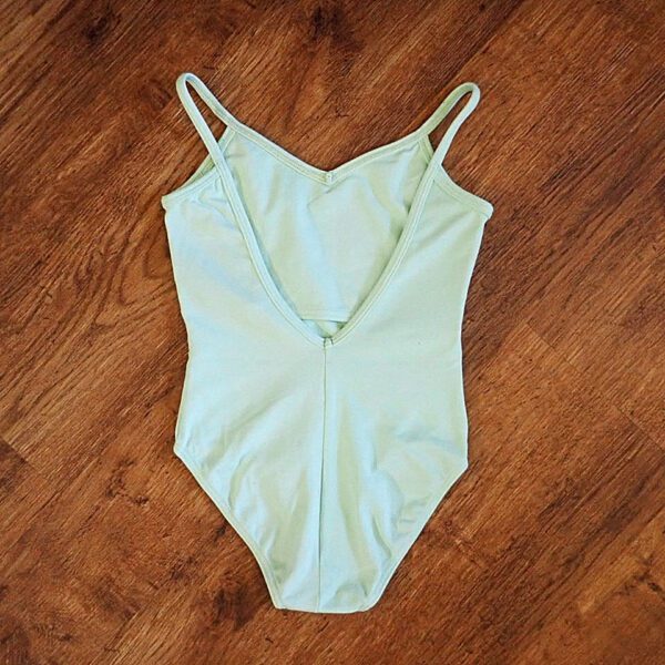 Size 4/5 Energetiks Pastel Green Leotard EUC - Image 2