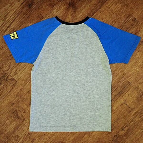 Size 8 Teen Titans Grey & Blue Tee EUC - Image 2