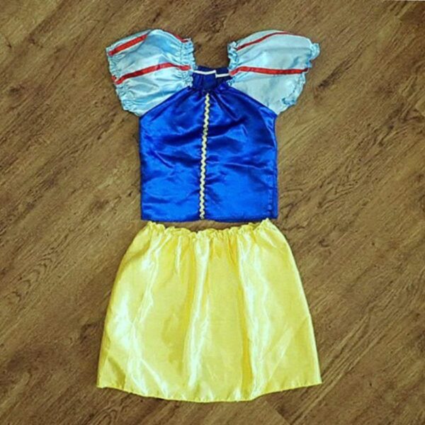 Size 4/6 Disney Snow White Costume EUC