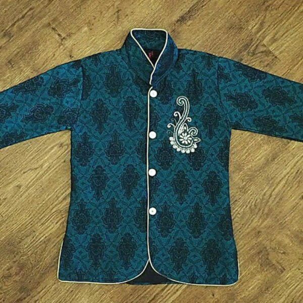 Size 8 Traditionally-Styled Chinese Tang Suit Jacket by Bapi EUC