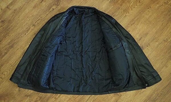Size 12/14 Vera Pelle Cropped Black Leather Jacket NOS - Image 3
