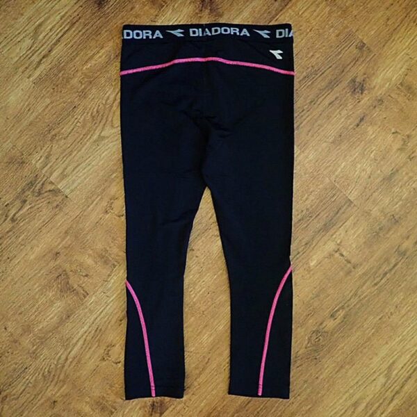 Size 10 Diadora Black Activewear Leggings EUC - Image 2