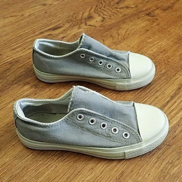 EU29 / UK011.5 / 18.5cm H&T Grey Laceless Casuals EUC - Image 2