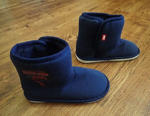 EU32 / UK013 / 20cm Spiderman Navy Slipper Boots EUC - Image 2