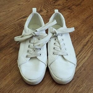 EU36 / UK3 / 22.5cm Kids & Co Casual Sandshoes EUC