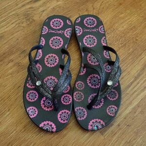 EU36 / UK3 / 22.5cm Wave Zone Elevated Thongs EUC