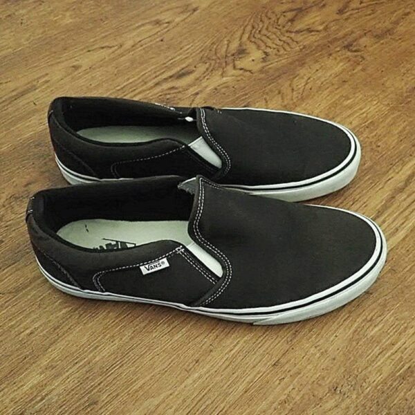 EU44.5 / UK10 / 29cm Vans Black Slip-On Casuals EUC - Image 2