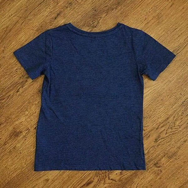 Size 5 Minions 'I've Been Kinda Good' Christmas Tee EUC - Image 2