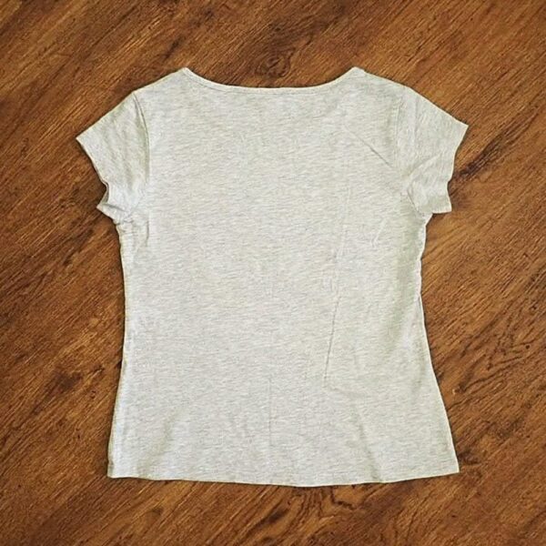 Size 8 Target 'Peace Love Merry Xmas' Tee EUC - Image 2