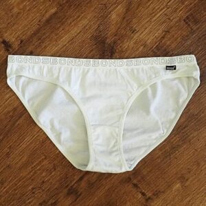 Size 14/16 Bonds Plain White Briefs EUC