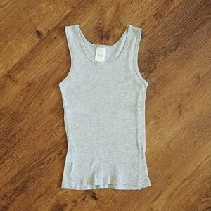 Size 3/4 Target Grey Singlet EUC