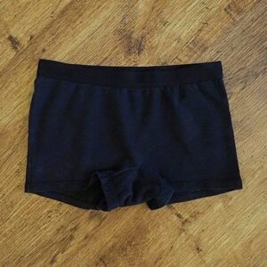 Size 4/6 Target MAXX Black Trunks EUC