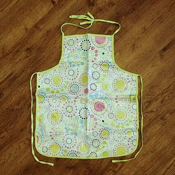 Size 4/8 Penny Scallan Water Resistant Apron EUC