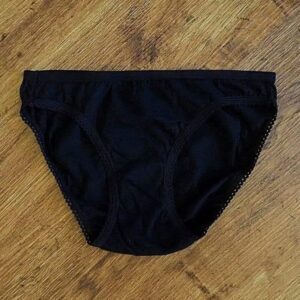 Size 6 Target Plain Black Briefs NWOT