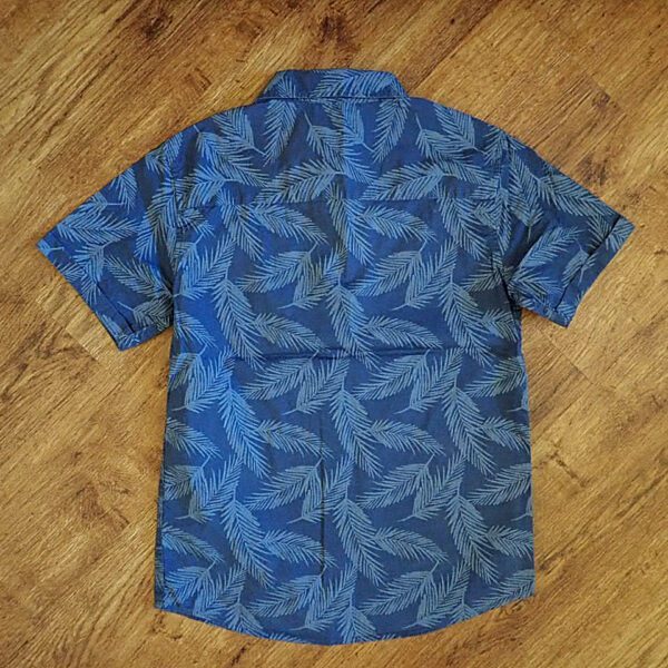 Size 12 K-D Tropically-Themed Short Sleeve Shirt EUC - Image 2