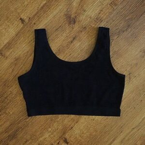 Size 14/16 (Ladies 12) Underworks Black Crop NWOT