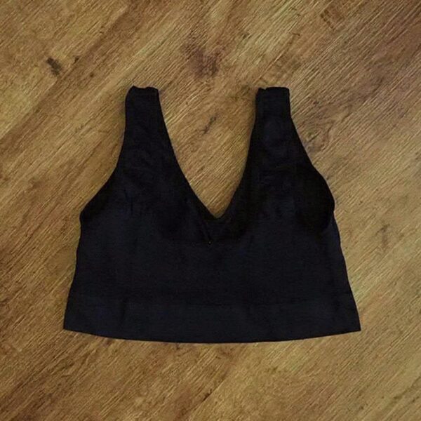 Size 14/16 Unbranded Black Crop EUC - Image 2