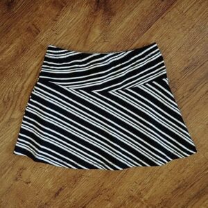 Size 1 H&T Elasticated Striped Skirt EUC