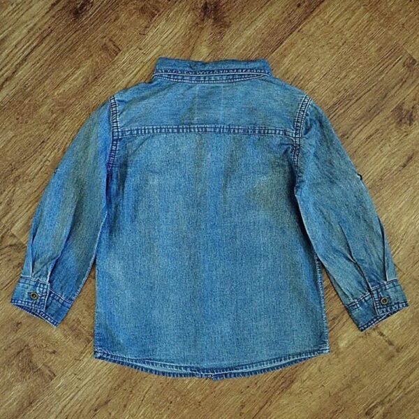 Size 2 Cotton On Kids Chambray Long Sleeve Shirt EUC - Image 2