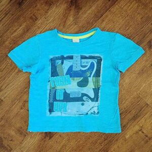 Size 2 Target 'Turn it Up!' Tee EUC