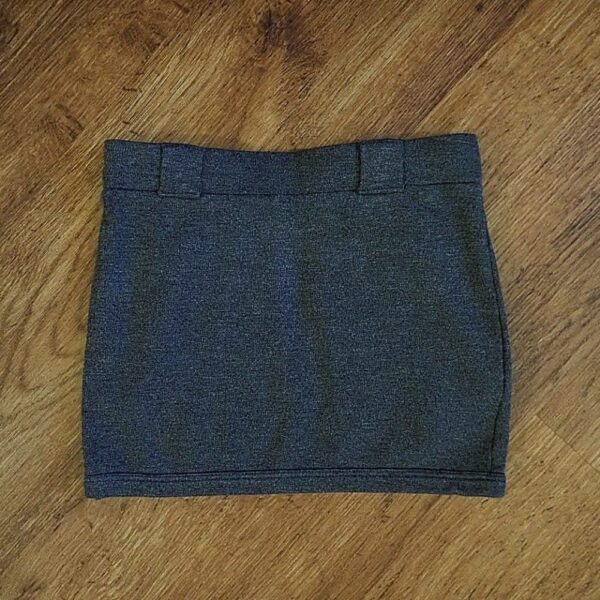Size 2/3 Seed Grey Skirt EUC - Image 2