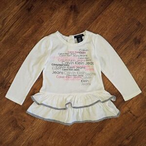 Size 2 Calvin Klein Long Sleeve Top EUC