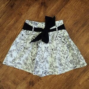 Size 3 Pleated Floral Skirt by Top Girl EUC