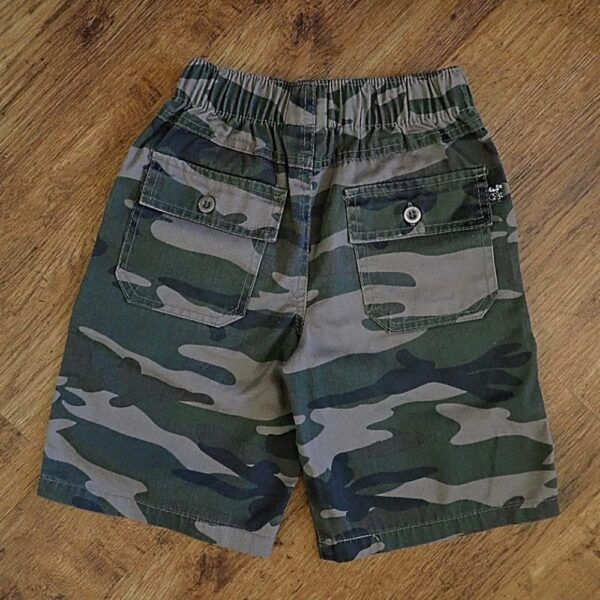 Size 5 Fun Spirit Camouflage Print Khaki Shorts EUC - Image 2