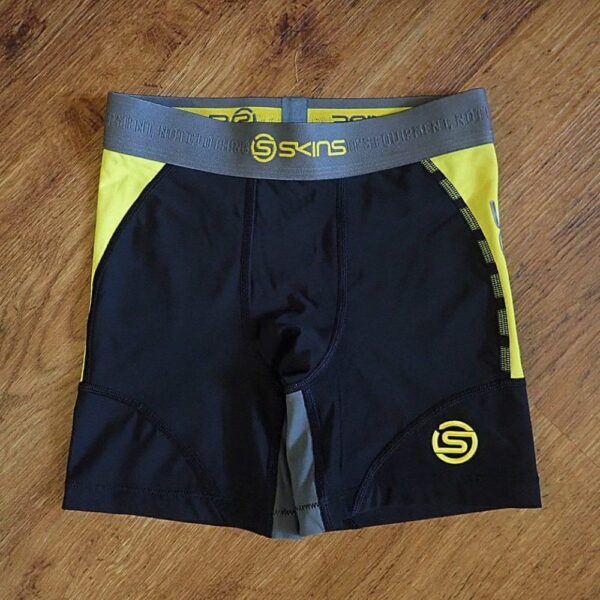 Size 5 Skins Black & Yellow Compression Shorts EUC