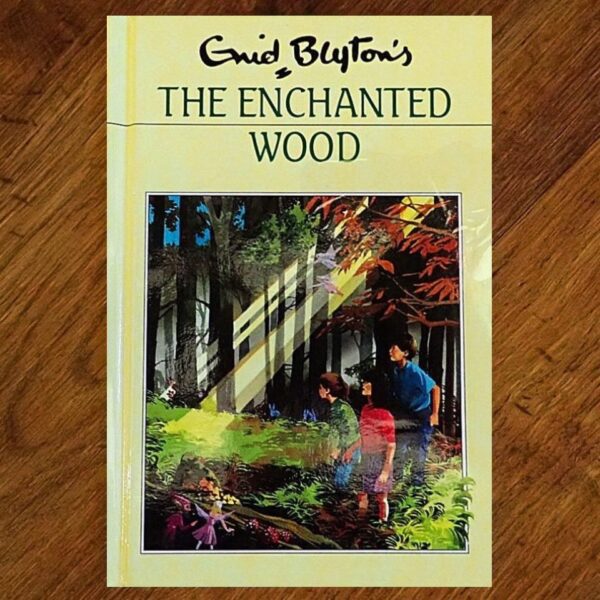 The Enchanted Wood: #33 (Enid Blyton) Junior Novel NOS