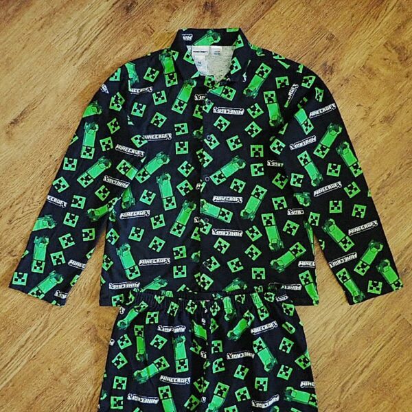 Size 16 Minecraft: Long Sleeve Flannelette Pyjama Set NWOT