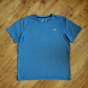 Size 18+ New Balance Blue Marled Tee EUC